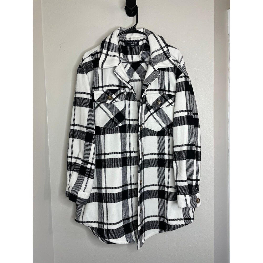Love Tree Plaid Shacket Womens Medium Black White Button Up Overshirt Jacket